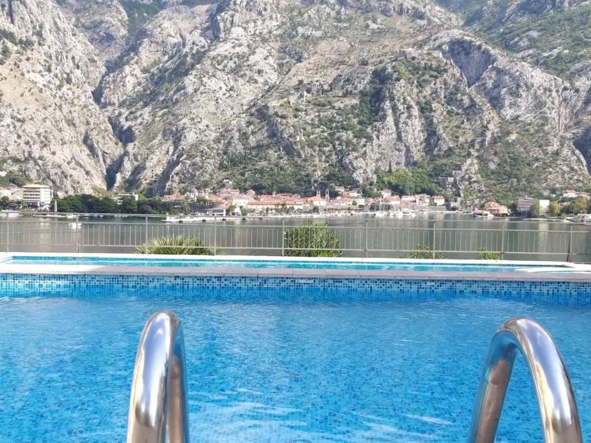 Appartement Radiant à Kotor Extérieur photo